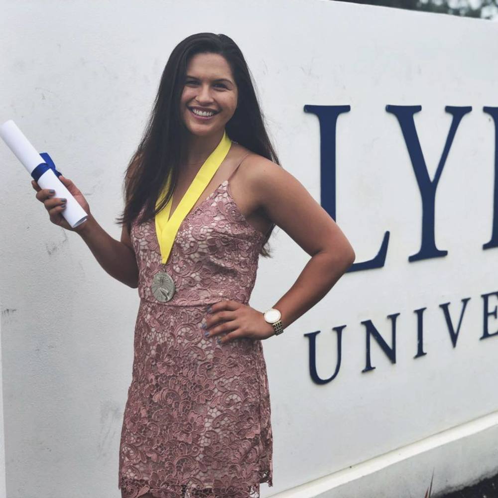 Meet your Posher, Jennifer